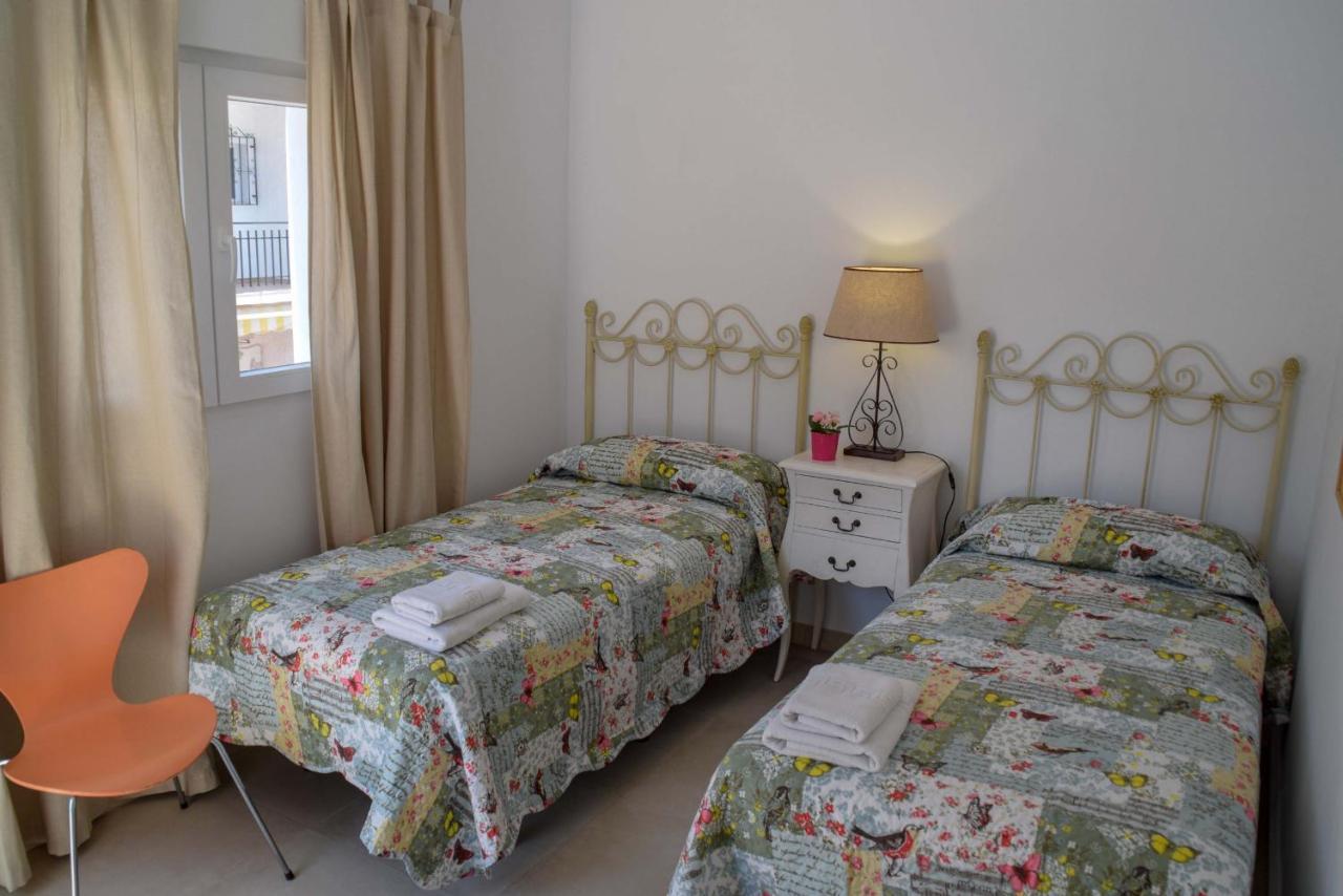 Paradise - Valeria Villa Nerja