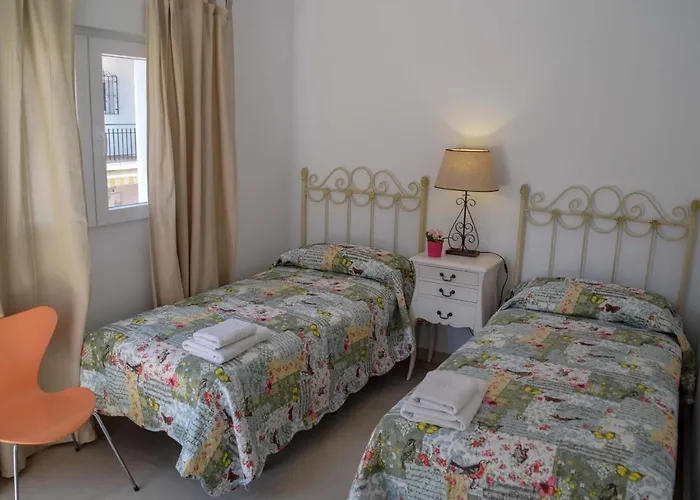 Nerja Paradise Rentals - Villa Valeria